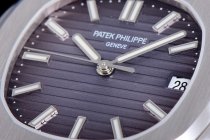 Patek Philippe 5711R 324 40MM GR2021101236