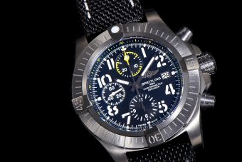 Breitling V13317101B1X1 45MM OXF 7750 BL001
