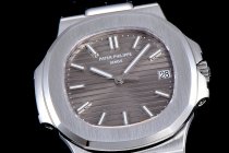 Patek Philippe Nautilus Jumbo 5711 40mm 324SC 3K202110068