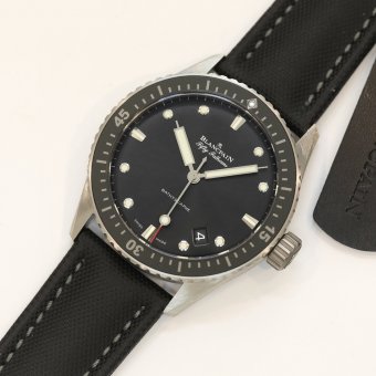 FIFTY FATHOMS BATHYSCAPHE 43MM SS GF 1:1 BEST EDITION BLACK DIAL A1315 V2