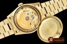 Rolex Daydate 36mm Flt YG/YG Black Roman Num BP Swiss 2836