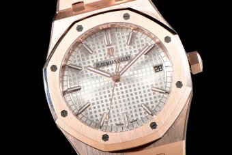 Audemars Piguet 15500OR.OO.1220OR.01 41MM OM-4302 AP003