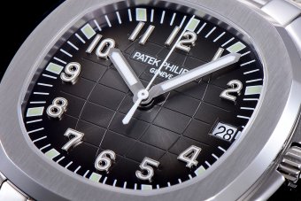 Patek Philippe Nautilus Jumbo 5711 40mm 324SC 3K202110064