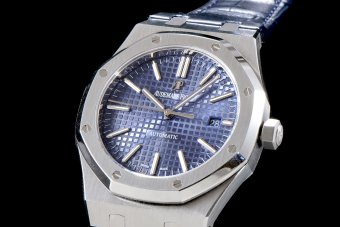 Audemars Piguet ROYAL OAK 15400ST.OO.1220ST.03 41MM OM-3120 AP015W