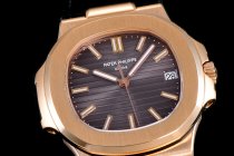 Patek Philippe Nautilus Jumbo 5711 40mm 324SC 3K202110067