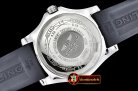 Breitling Avenger II GMT A3239011 SS/RU Black GF A2836