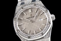 Audemars Piguet ROYAL OAK 33MM 67652BC.ZZ.1262BC.01 Lady JH AP028