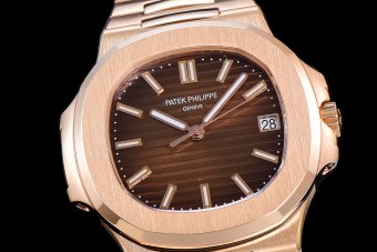 Patek Philippe Nautilus Jumbo 5711 40mm 324SC 3K202110069
