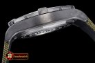Breitling Avenger BlackBird 44mm DLC/TI/NY/Grn Black GF A2824
